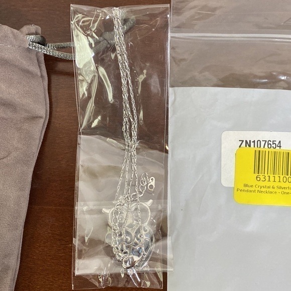 Lesa Michele Cerulean Blue Crystal And Silvertone Owl Pendant Necklace - Picture 4 of 6